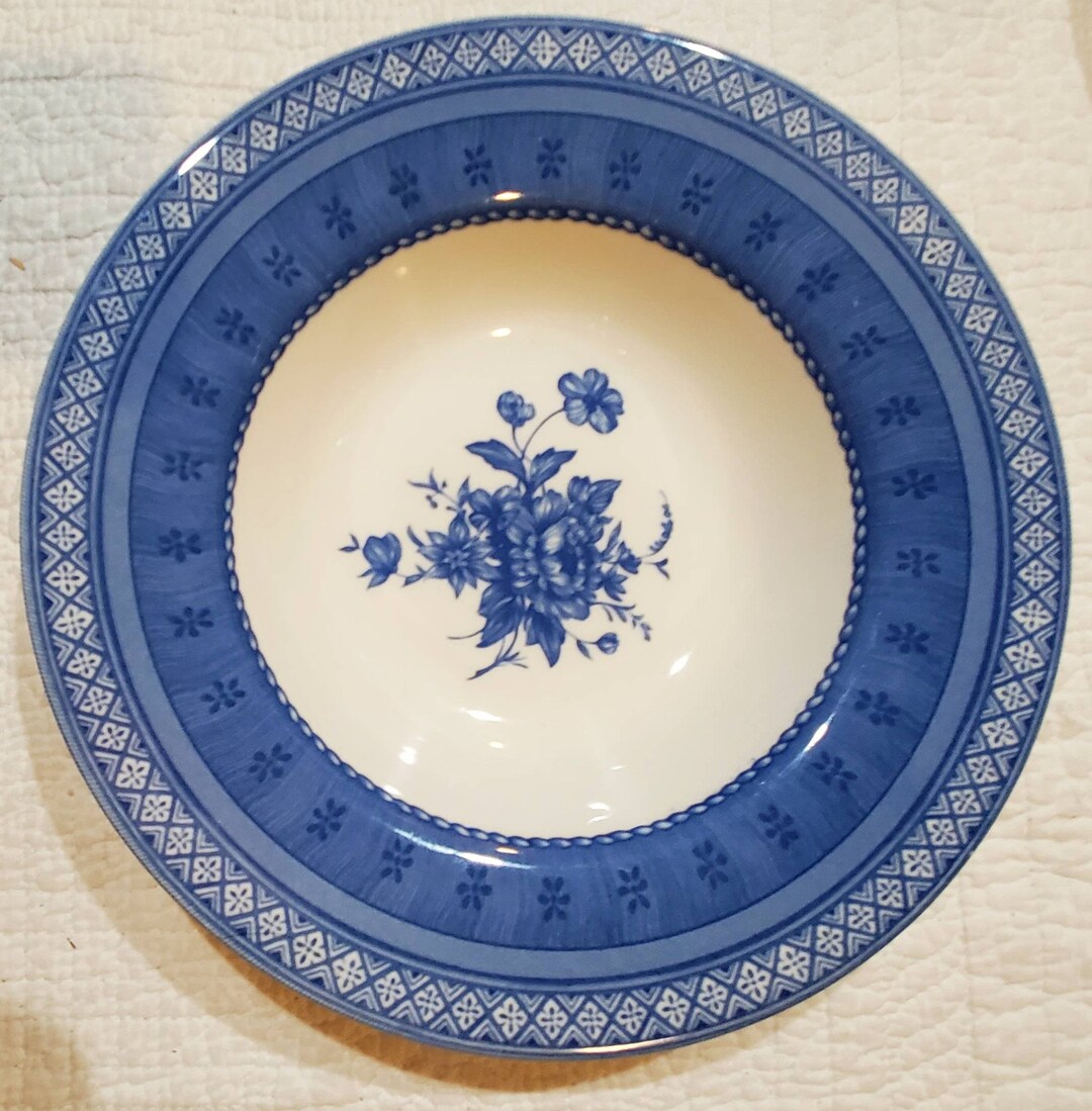 8 Queens Blue and White Large Soup or Smaller Serving Bowls. Etsy