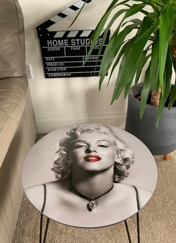 マリリンモンロー　テーブル Marilyn Monroe Side Table / Coffee Table/ Bedside Table