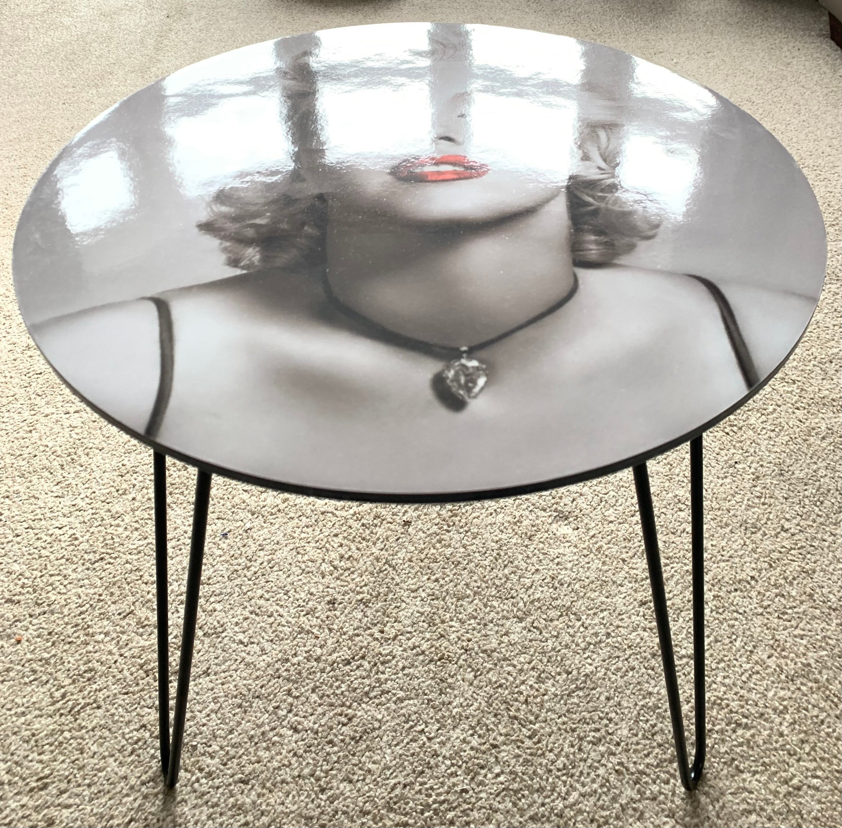 マリリンモンロー　テーブル Marilyn Monroe Side Table / Coffee Table/ Bedside Table