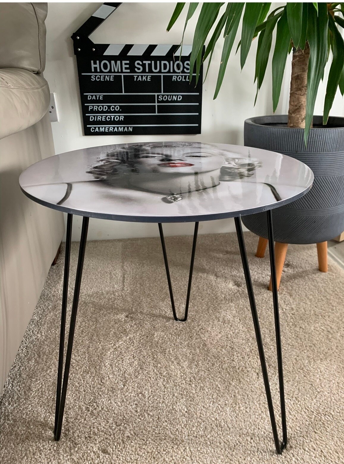 マリリンモンロー　テーブル Marilyn Monroe Side Table / Coffee Table/ Bedside Table