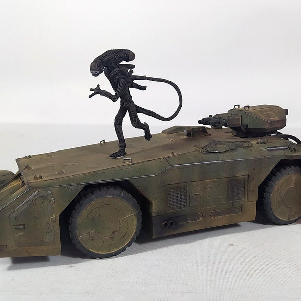 1/35 Construit Aliens APC Prop Scale Model Construit et Peint Gebaut Diorama Star Wars, Weathered, Hand Made, Tank, Science Fiction,