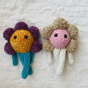 Groovy Flower Stuffie/Plushie
