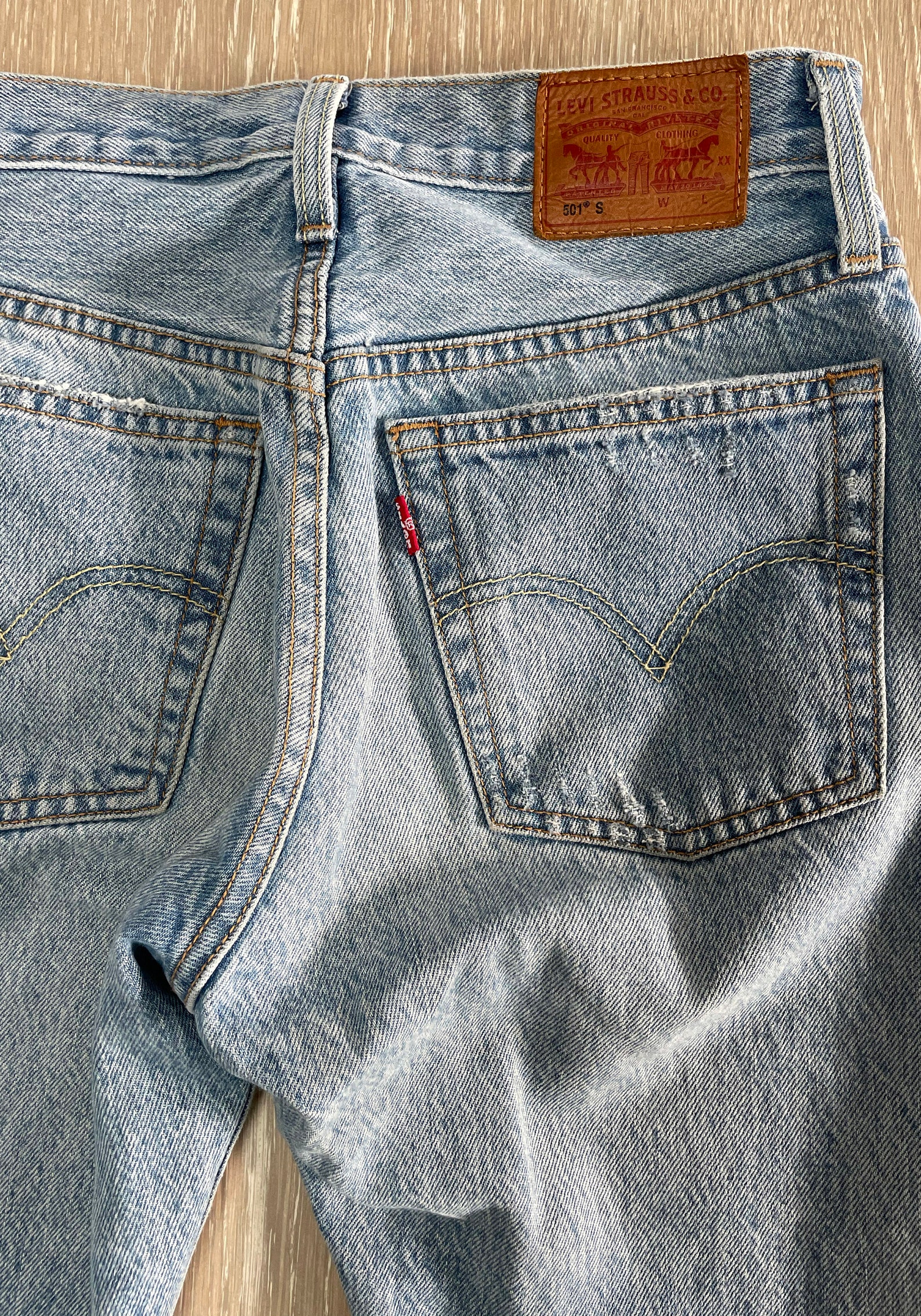 levis 881 orange tab