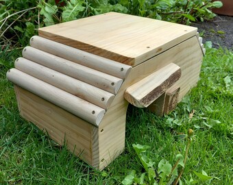 Hedgehog Feeding Station Shelter Day House Solid wood