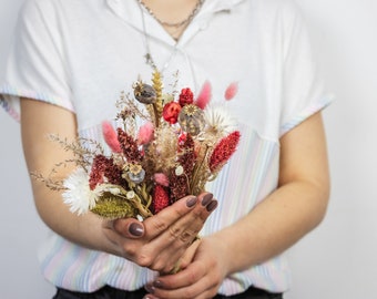 Amelia | Dried flower bouquet | Dried flower arrangement | Home decor | Mixed bouquet | Colourful bouquet | Birthday gift | Gifts | Bridal