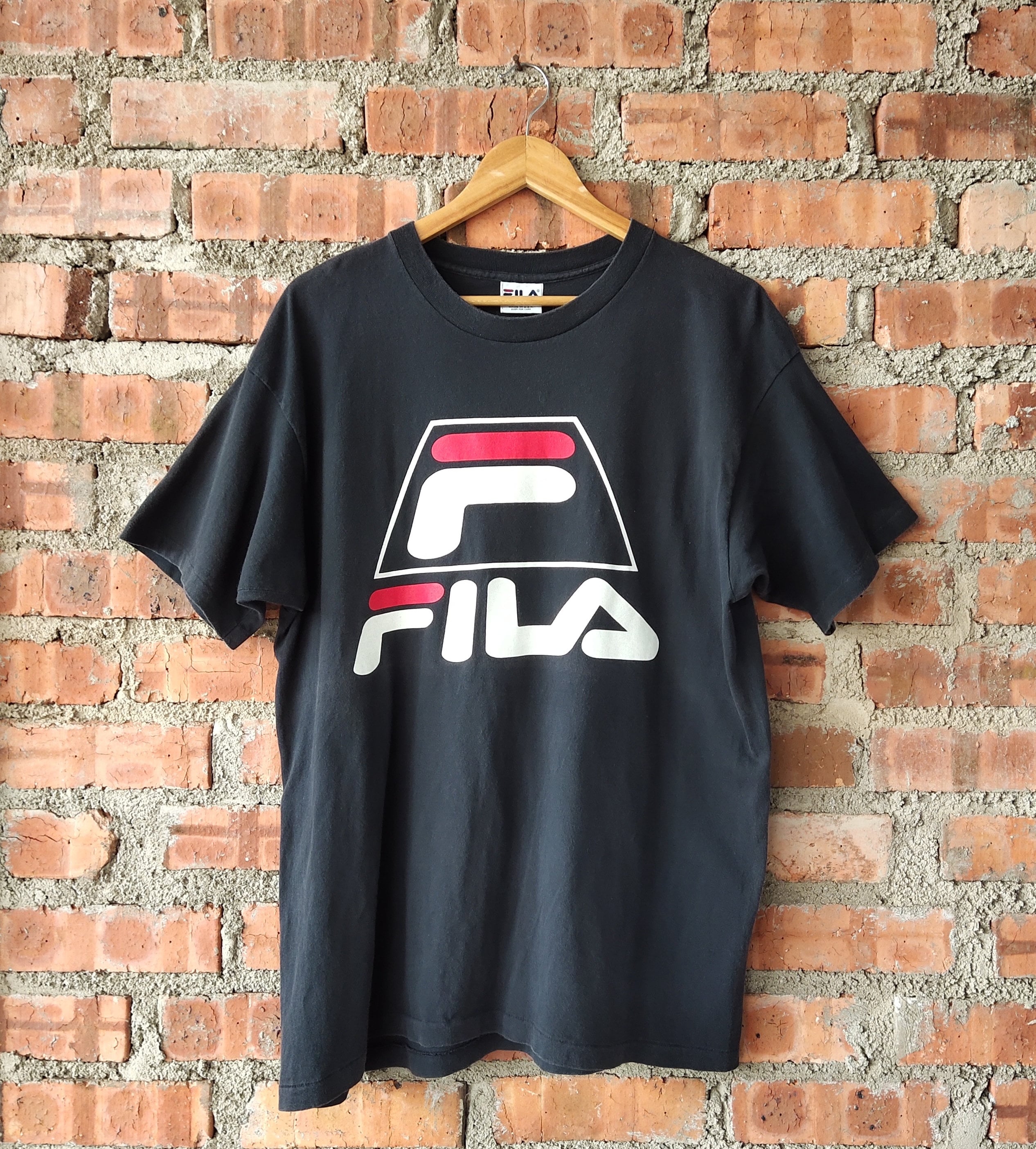 Fila printed logo tee hotsell