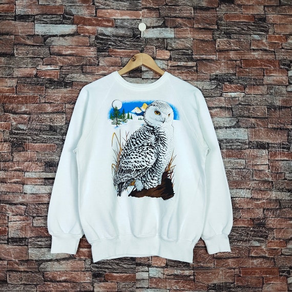 Sweatshirt with owl logo hotsell