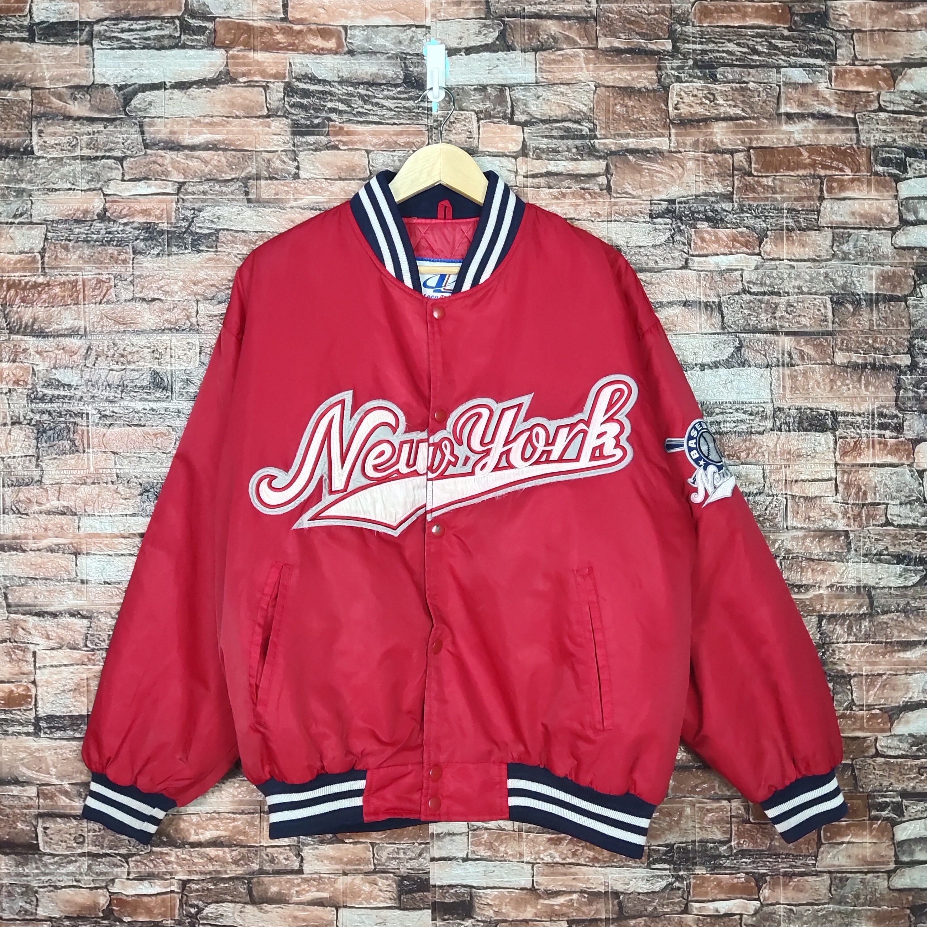 ◇RONRON◇ BACK PATCH 88 DUMBLE MUSTANG VARSITY JACKET RED BACK PATCH 88 DUMBLE MUSTANG VARSITY JACKET RED - RONRON 론론
