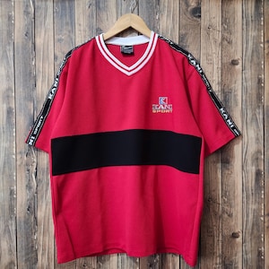 Vintage 90s Karl Kani Jersey Karl Kani T-Shirt Karl Kani V-neck Karl Kani Tees Karl Kani Sport Embroidery Logo Red Color Men’s L