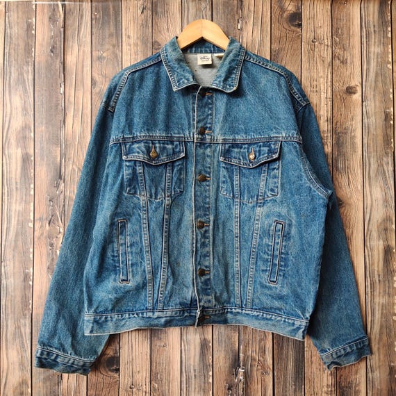 Vintage 90s Distressed Diney Full Character Denim Jeans Jacket