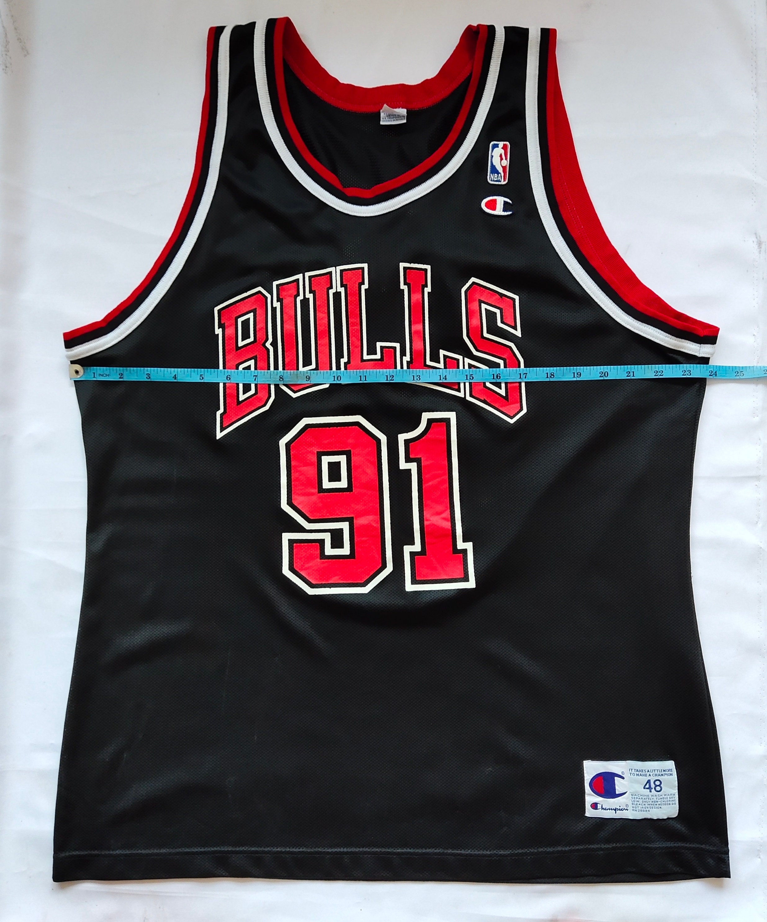 Vintage 90s NBA Chicago Bulls Dennis Rodman No.91 by Vintage 90s NBA Chicago Bulls Dennis Rodman No.91 by