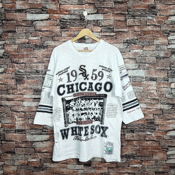 RARE Vintage 90s Distressed Chicago White Sox Long Gone T