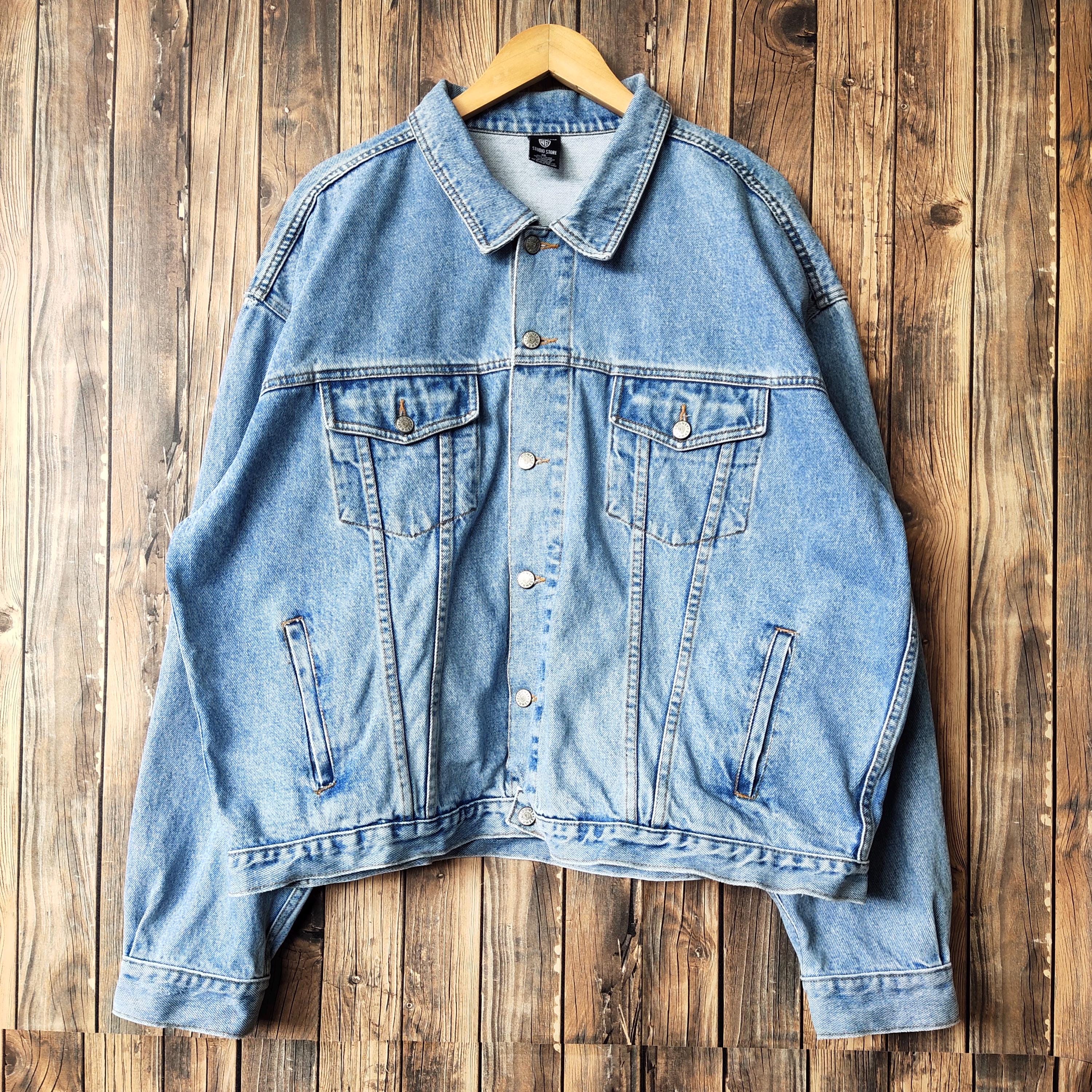 Vintage 90s Distressed Warner Bros Denim Jeans Jacket Warner