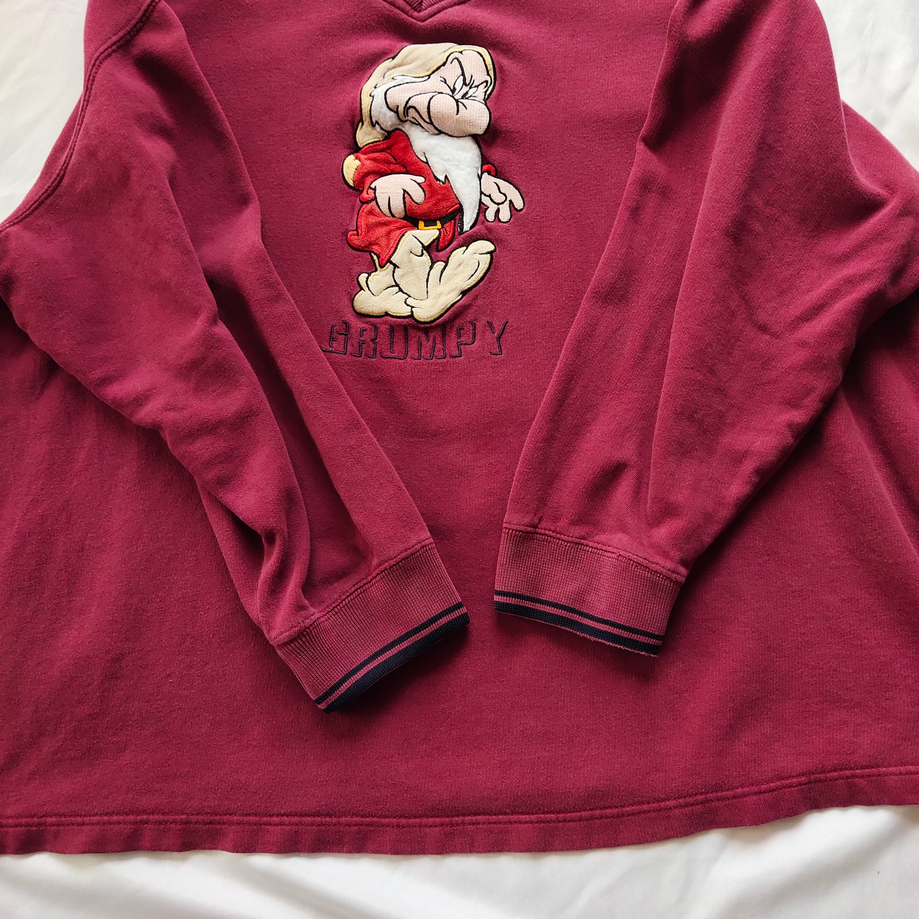 Vintage 90s Grumpy Snow White Seven Dwarfs Sweatshirt Grumpy Crewneck ...