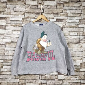 Vintage 90s Distressed Grumpy Snow White Seven Dwarfs Sweatshirt Grumpy Crewneck Grumpy Crop Top Printed Logo Grey Color Women’s Fit S