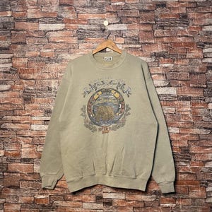 Vintage 90s Distressed Bear America's Last Frontier Sweatshirt Bear Crewneck Bear Pullover Bear Sweater Printed Logo Green Color Men's Fit M