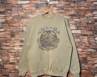 Vintage 90s Distressed Bear America&#39;s Last Frontier Sweatshirt Bear Crewneck Bear Pullover Bear Sweater Printed Logo Green Color Men&#39;s Fit M