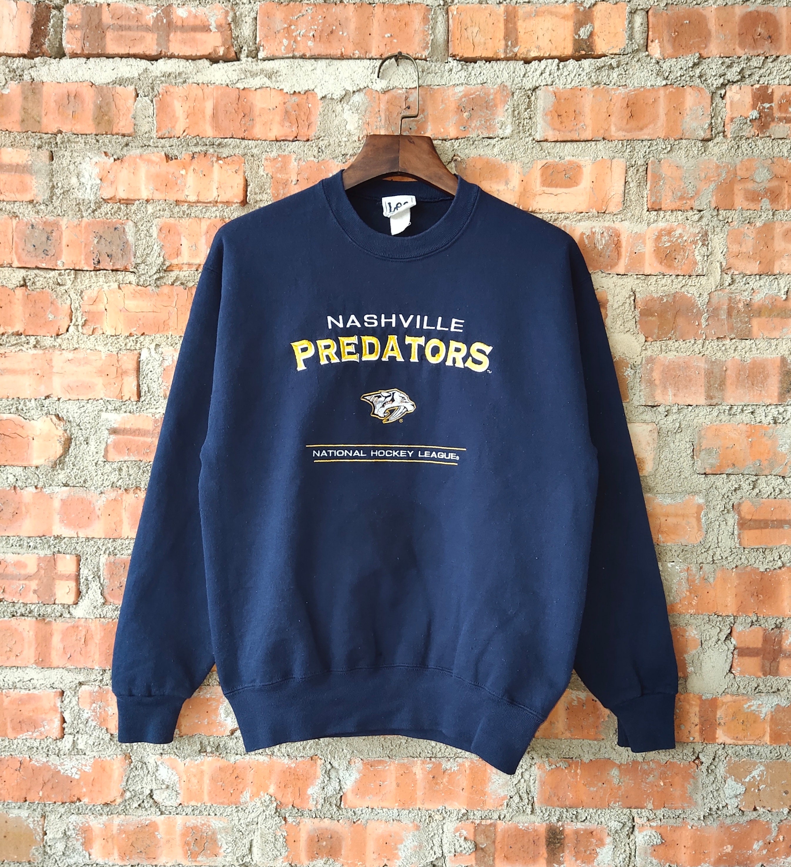 Lee, Tops, Nashville Predators Vintage Sweatshirt