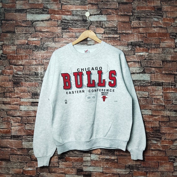 Grey chicago bulls sweatshirt hotsell