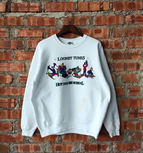 Vintage 90s Distressed Looney Tunes Hot Dog Ski School