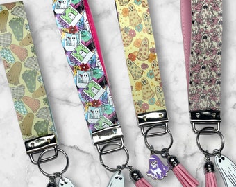 Spooky Cute Ghost Key Fob/Flower Ghosts Key Fob/Halloween Key Fob/Ghost Wristlet