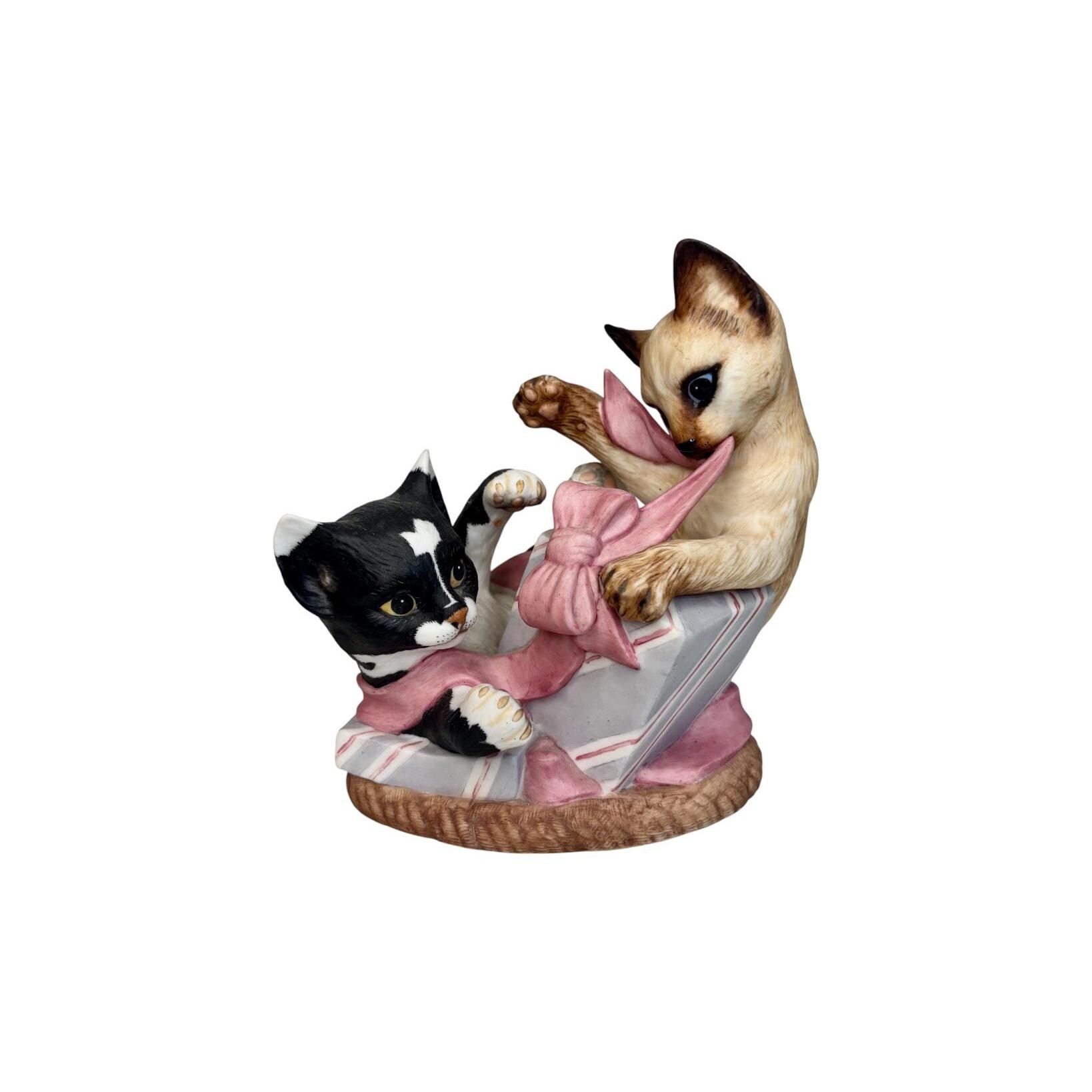 Cats “scamps” Porcelain Figurine Franklin Mint by Gail Ferretti