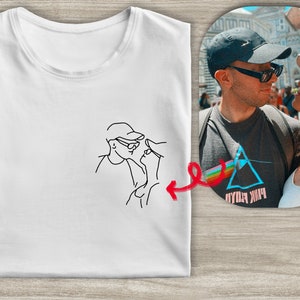 BESTICKTES Portrait-T-Shirt, Ihr stilisiertes Foto, T-Shirt mit gestickter Personalisierung, Unisex-Paar-T-Shirt, Valentinstagsgeschenk. Bild 1