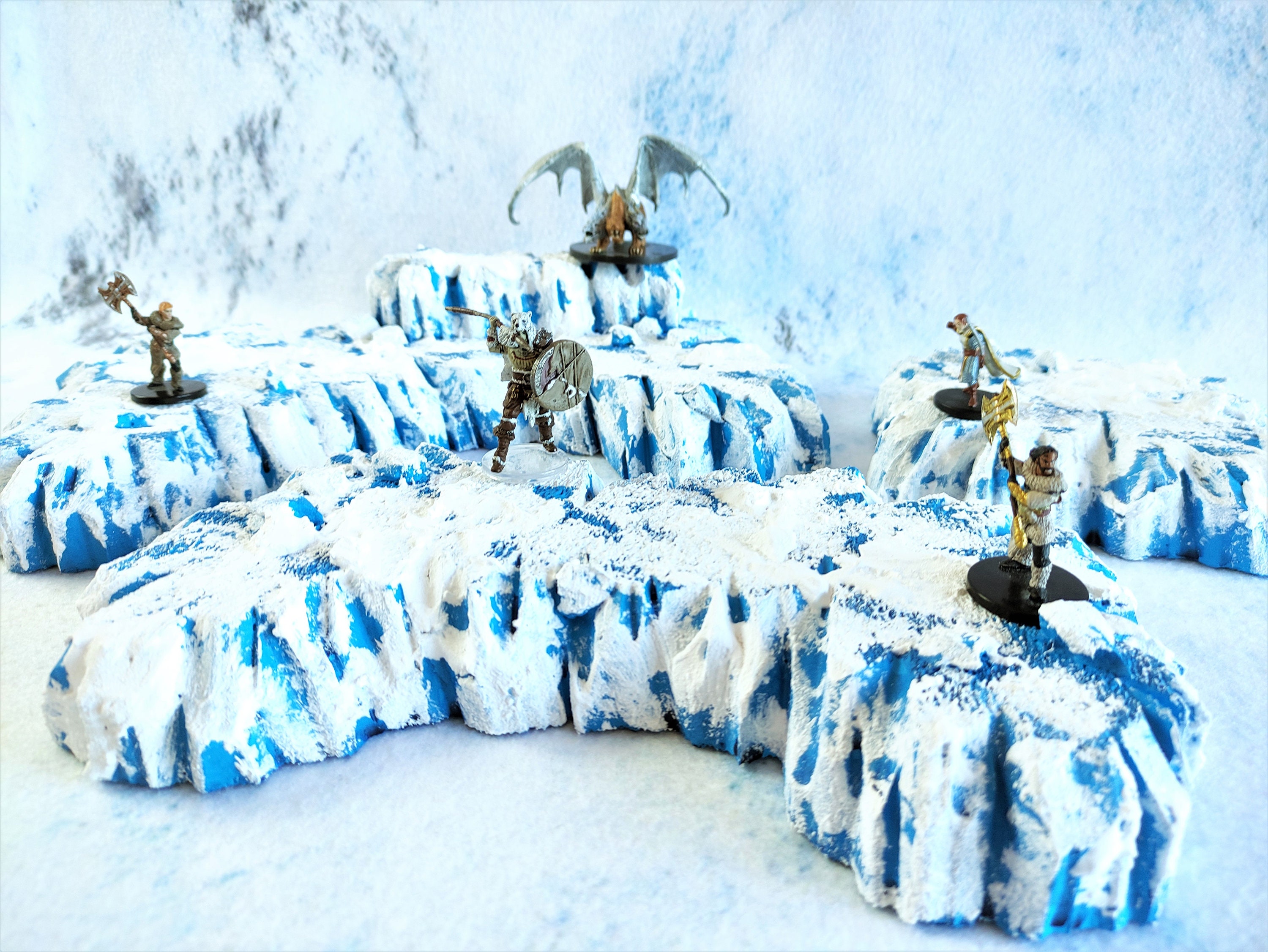 Painted Snow Hills Scatter Terrain for Dungeons And Dragons, Wargame Icy Mountains, Frostgrave Winter Terrain