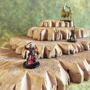 Mossy Modular Hill--set Dipinto Di 7 Scogliere--tavolo Wargaming Mossy Modular Hill--set Dipinto Di 7 Scogliere--tavolo Wargaming