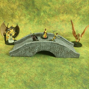 Pont de pierre pour D&D | Pont pavé de Donjons et Dragons | Terrain de dispersion fantastique | RPG de table avec pont en arc