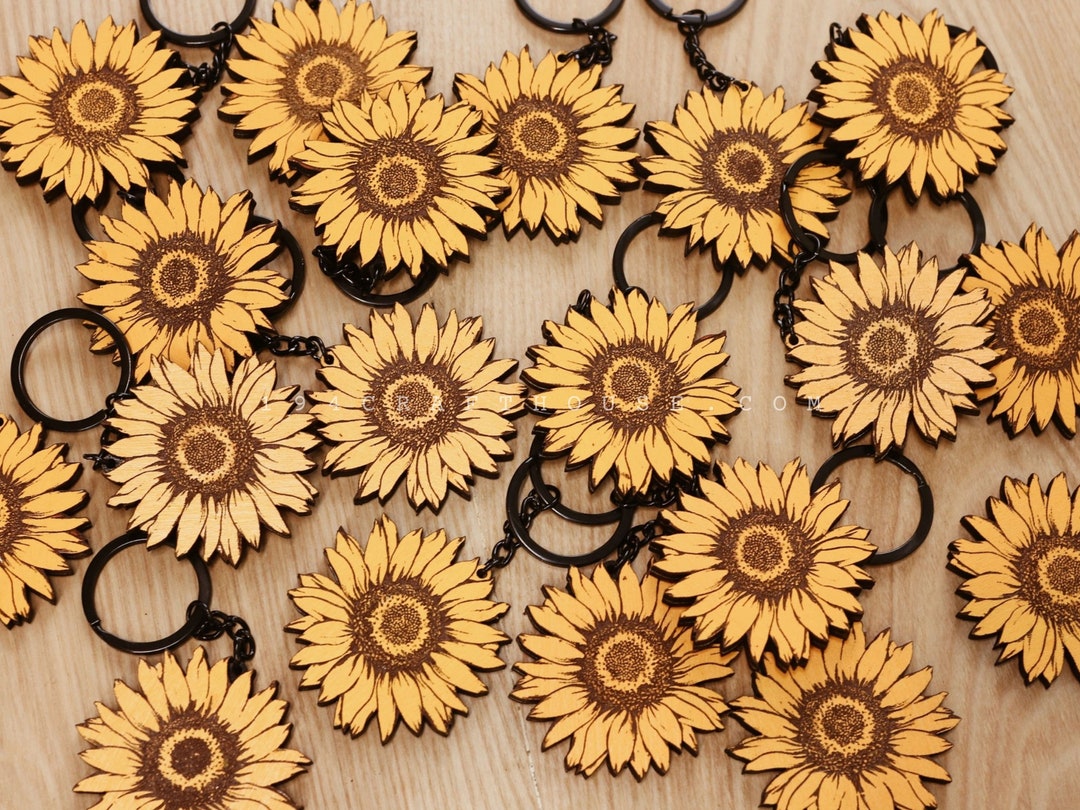 Sunflower Keychain Personalized Birthday Gift for Mom, Handmade Wooden ...