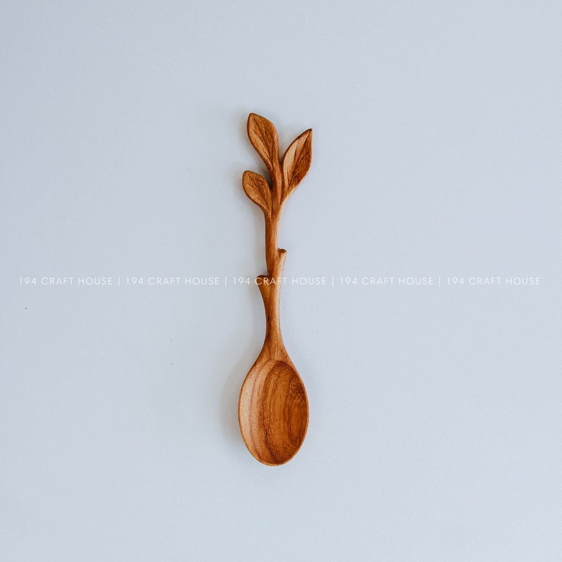 Handcrafted Wooden Leaf Spoon - Thumbnail 2