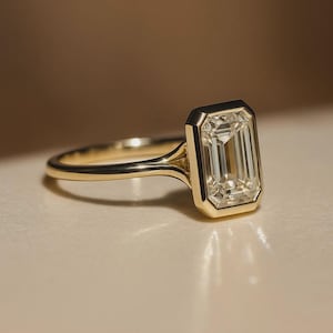 3 CT Emerald Cut Moissanite Engagement Ring 14K Gold Ring Bezel Set Wedding Rings Moissanite Bezel Set Solitaire Ring Promise Ring for Women