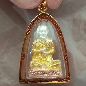 18K Gold Thai Buddha Amulet Pendant: LP Toh, Good Fortune