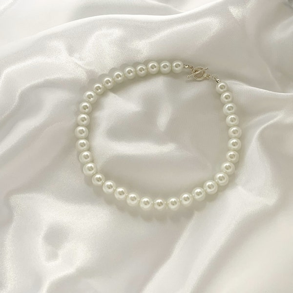 Pearl Choker Necklace with toggle, White Bridal Choker Necklace, Glass Pearl Choker Necklace, Gift for Her, Gift for Mom, Anniversary Gift