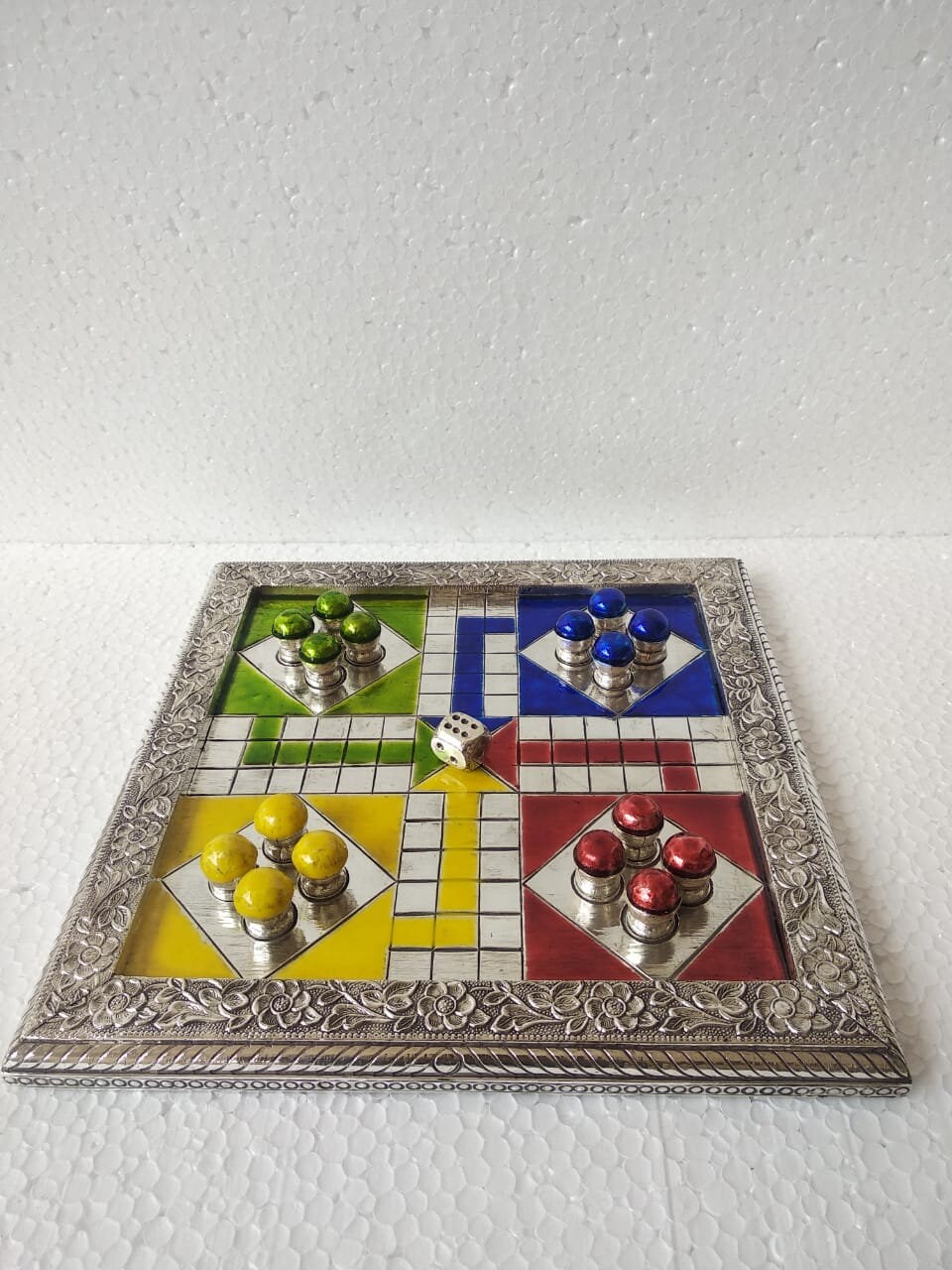 Matte Wooden Table Ludo Board Game, Number Of Players: 4, 15x15inch