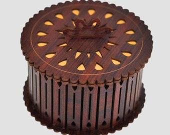 Gift Box Laser Cut File | Jewellery Box Template Glowforge Xtool | SVG DXF CDR