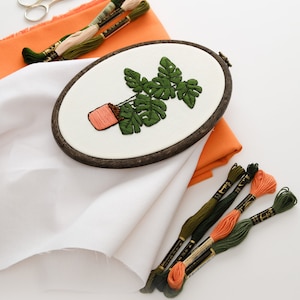 Monstera Plant Embroidery Hoop Art/Plant Mom Gift/Houseplants Decor/Embroidered  Monstera Deliciosa/ Plant Housewarming Gift