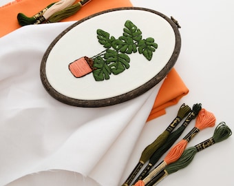 Monstera Plant Embroidery Hoop Art: Handmade Home Decor
