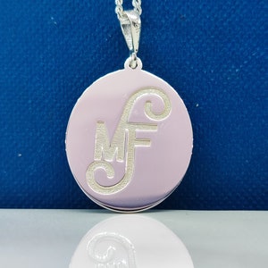 Collar con monograma, collar con letras, monograma, colgantes especiales, collar personalizado, regalo especial, collar con sello