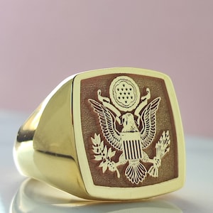 Crest Ring, Family Crest Signet Ring , Christmas Gift,Solid Gold Crest Ring ,Family Crest Coat of Arms Ring for Personalized Jewelry