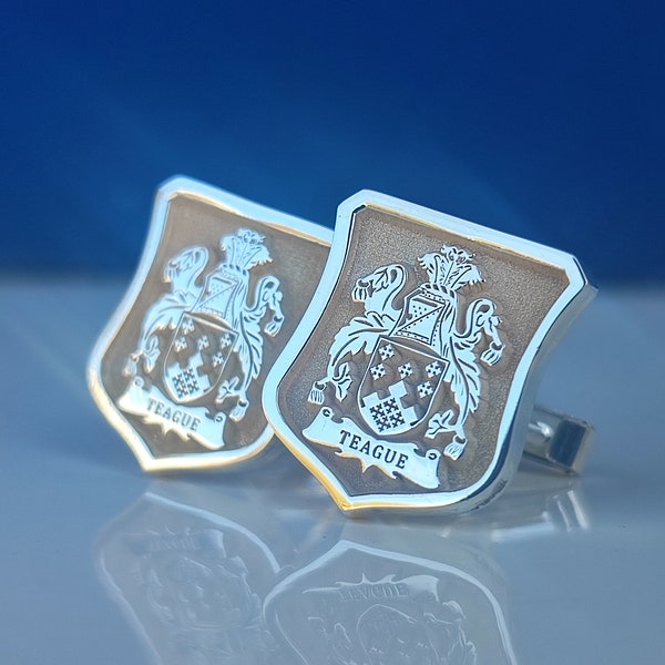 Personalized Family Crest Cufflinks,Gold Custom Coat of Arms Cuff Links,Crest Cufflinks,Wedding Gift for the Groom,Sterling Silver Cufflinks