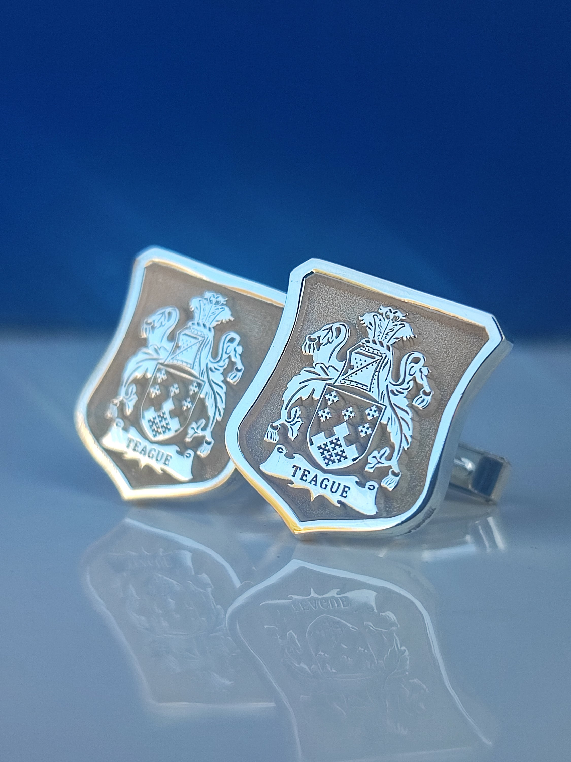 Abotoaduras personalizadas com brasão de família, abotoaduras personalizadas com brasão de armas em ouro, abotoaduras com brasão, presente de casamento para o noivo, abotoaduras de prata esterlina