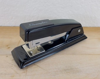 Black Stapler by Swingline, 711 Small Metal Desk Top Stapler, Takes Standard Size Staples; Made in USA