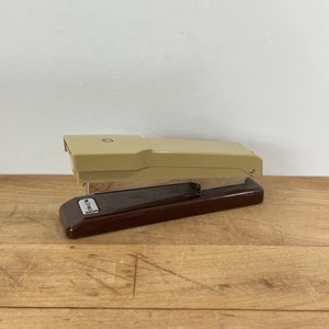 Brown Compac Plastic Stapler by The Rexel Company, Brown Plastic and Metal Stapler Made in Great Britain, Little Man Logo Stapler