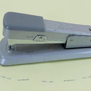 Gray Bates Stapler, The Bates Manufacturing Co Metal Desk Top Stapler Model 88, Takes Standard Size Staples