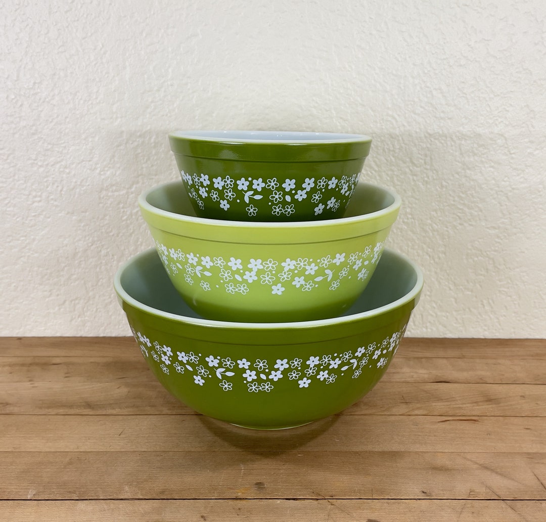 Vintage Pyrex Spring Blossom Pattern Nesting Mixing Bowls - Etsy