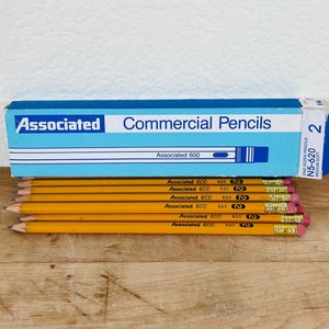 Vintage Pencils, Boise Cascade No. N5-620 No 2 Pencils by Associated Commercial,   #2 Writing Pencils in Original Box Unused, 1 Dozen in Box