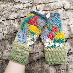 Embroidered fingerless Mittens, Fingerless embroidered flower Gloves, Women Muff, Driving Gloves, Hand Arm Warmers, Winter  flower Mittens