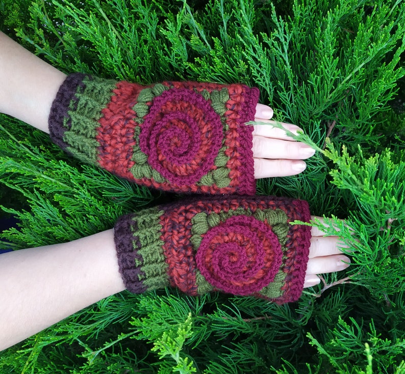 Wool Flower Mittens, Women Boho Mittens, Colorful Flower Gloves, Women Muff, Driving Gloves, Hand Arm Warmers, Embroidered Mittens image 2